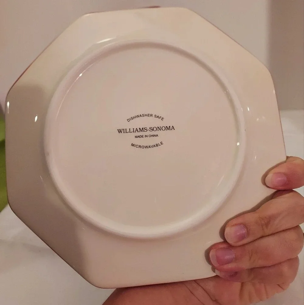 Williams-Sonoma Set of Four Gingerbread Chef Dessert Plates - 7.75 inch Diameter